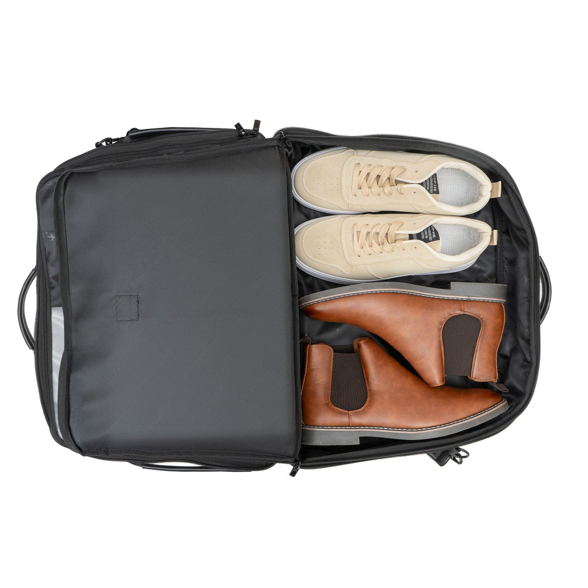 Boarding Pass The Summit 18 Inch Expedition Sport Nylon Duffel